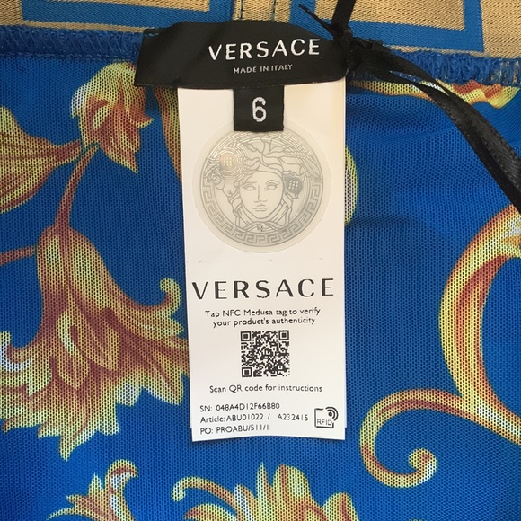 *NWT* Versace Greca band swim trunks XL, sold out in stores - Picture 4 of 8